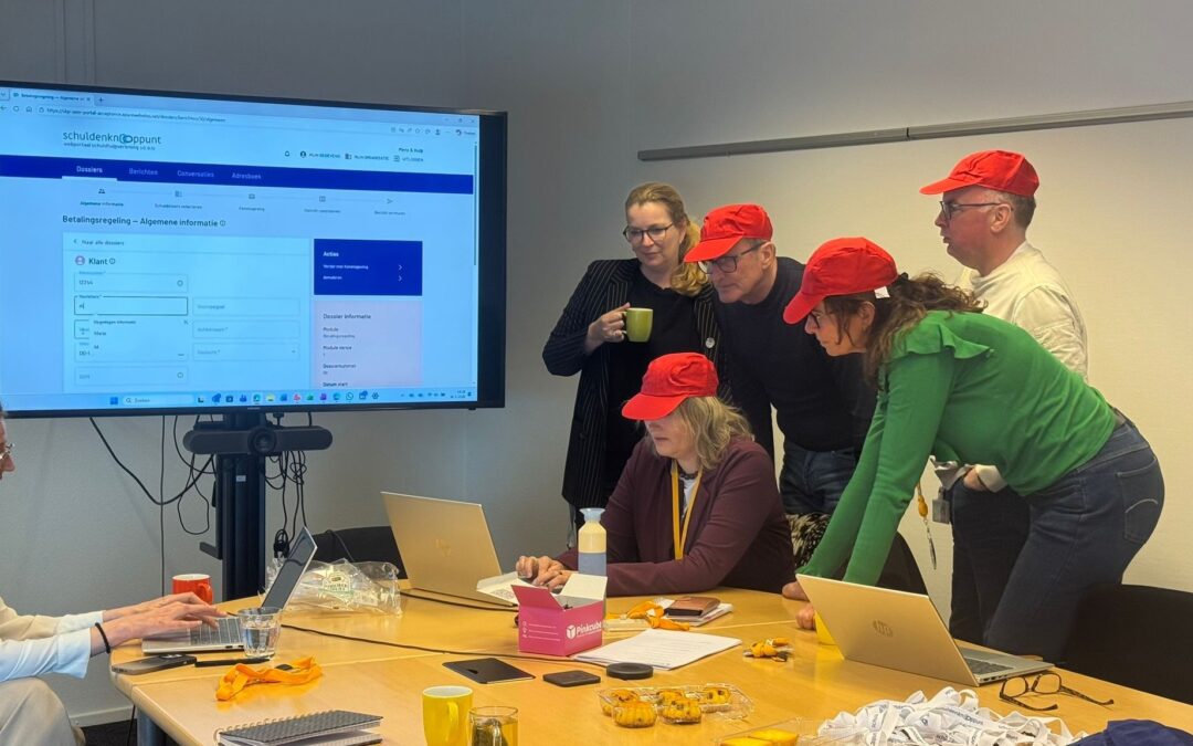 Deelnemers van de SVB tijdens de verdiepende kennissessies van het Schuldenknooppunt